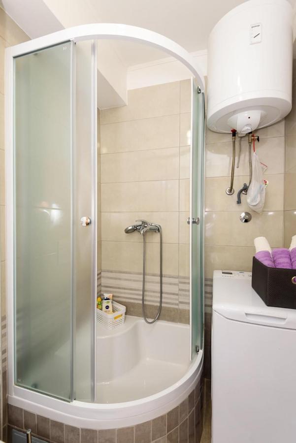 Apartment Jadranka With Sea View In Rogotin Екстериор снимка