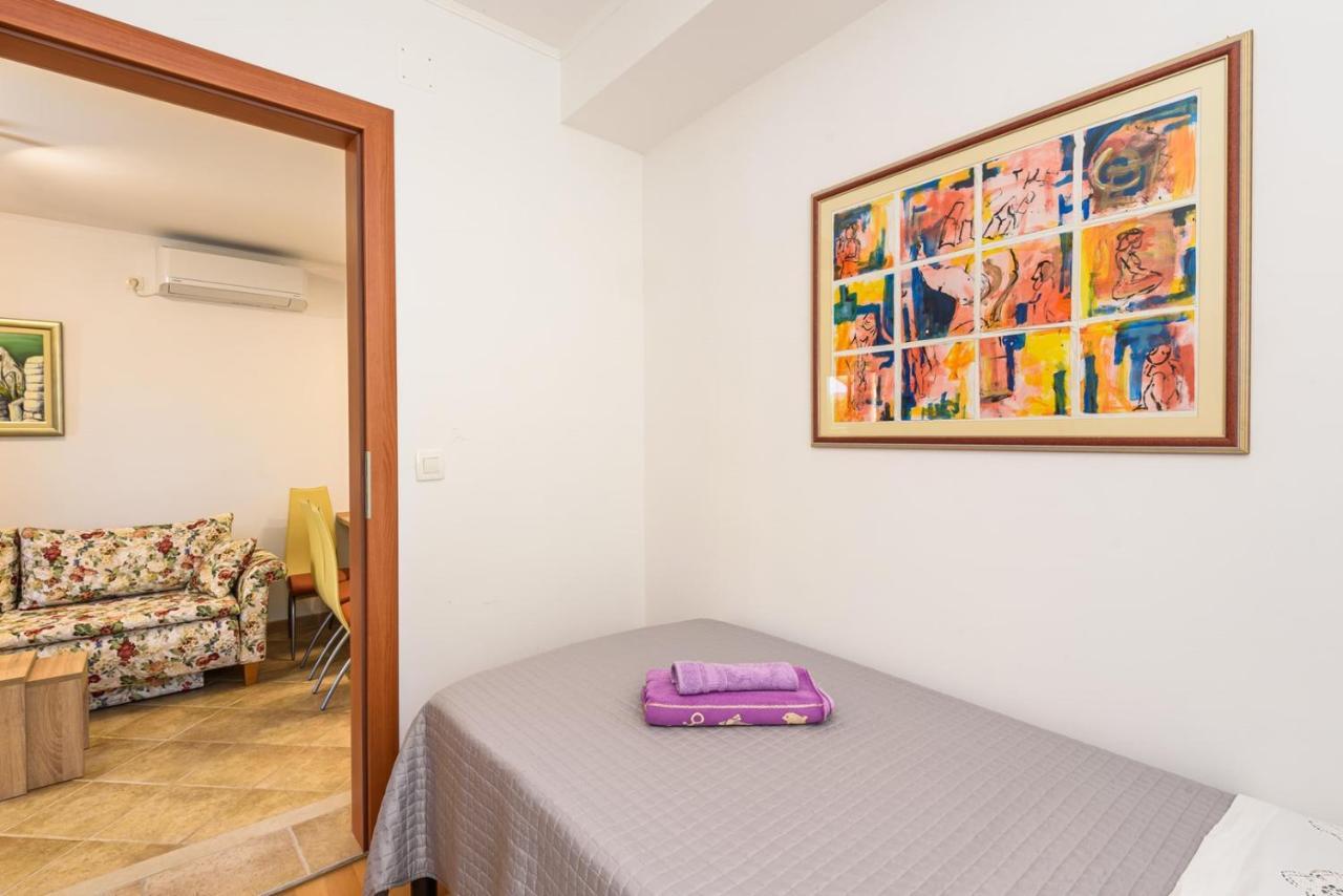 Apartment Jadranka With Sea View In Rogotin Екстериор снимка