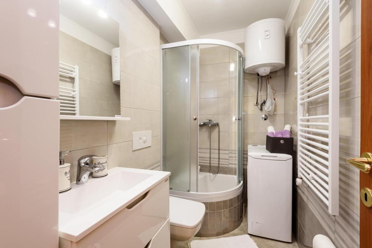 Apartment Jadranka With Sea View In Rogotin Екстериор снимка